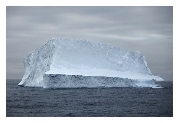 Iceberg a143 592 xxx q85